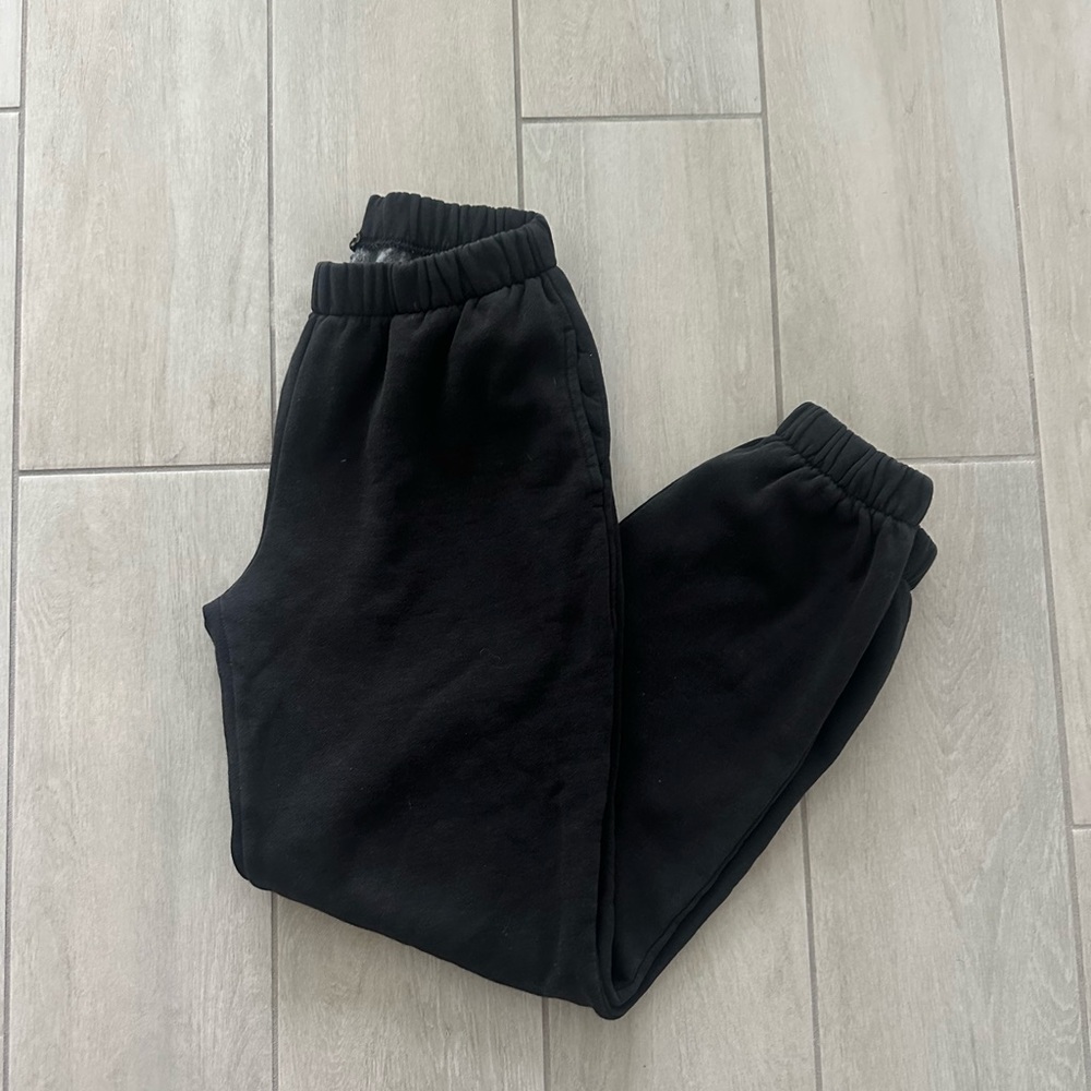 Brandy Melville - John Galt sweatpants